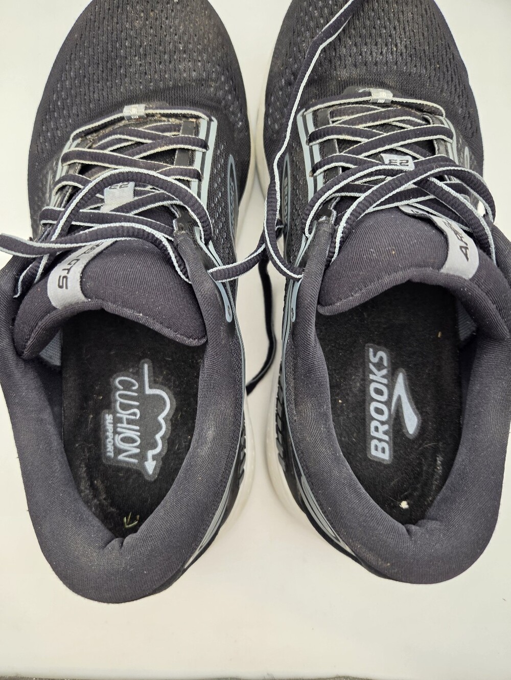 Brooks Ariel GTS 23 Women’s 9.5 Wide Stability Running Shoes - Picture 9 of 10